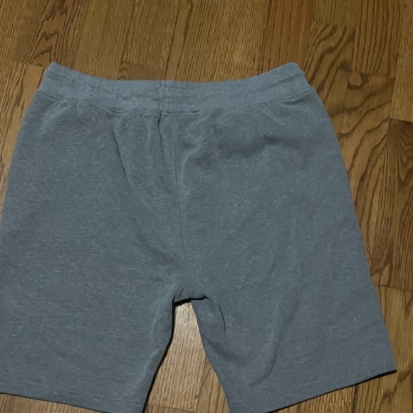 Like new Aeropostale  Aero NY Gray w/ drawstring Fleece Shorts men's sz Large - Picture 6 of 10
